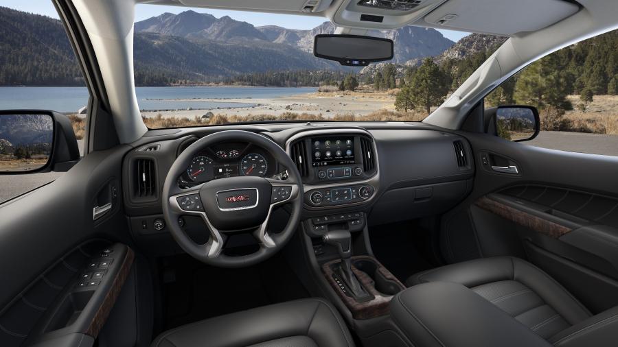 Торпедо GMC Canyon Denali Crew Cab 2020 года  (фото 3 из 3)